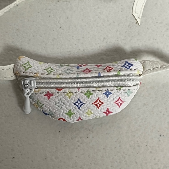 Designer Overalls Bucket Hat Bag 3 Piece Outfit For Labubu White - Picture 10 of 13